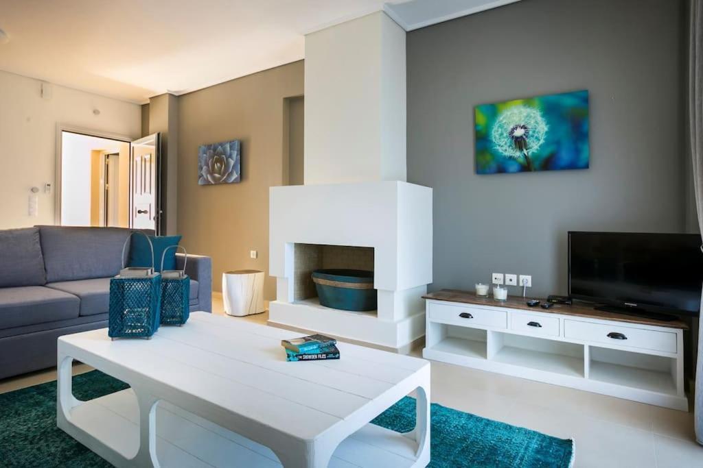 Eucalyptus Suite Sea View Karavomylos Buitenkant foto