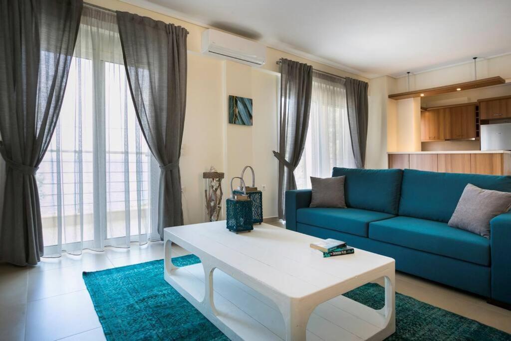 Eucalyptus Suite Sea View Karavomylos Buitenkant foto